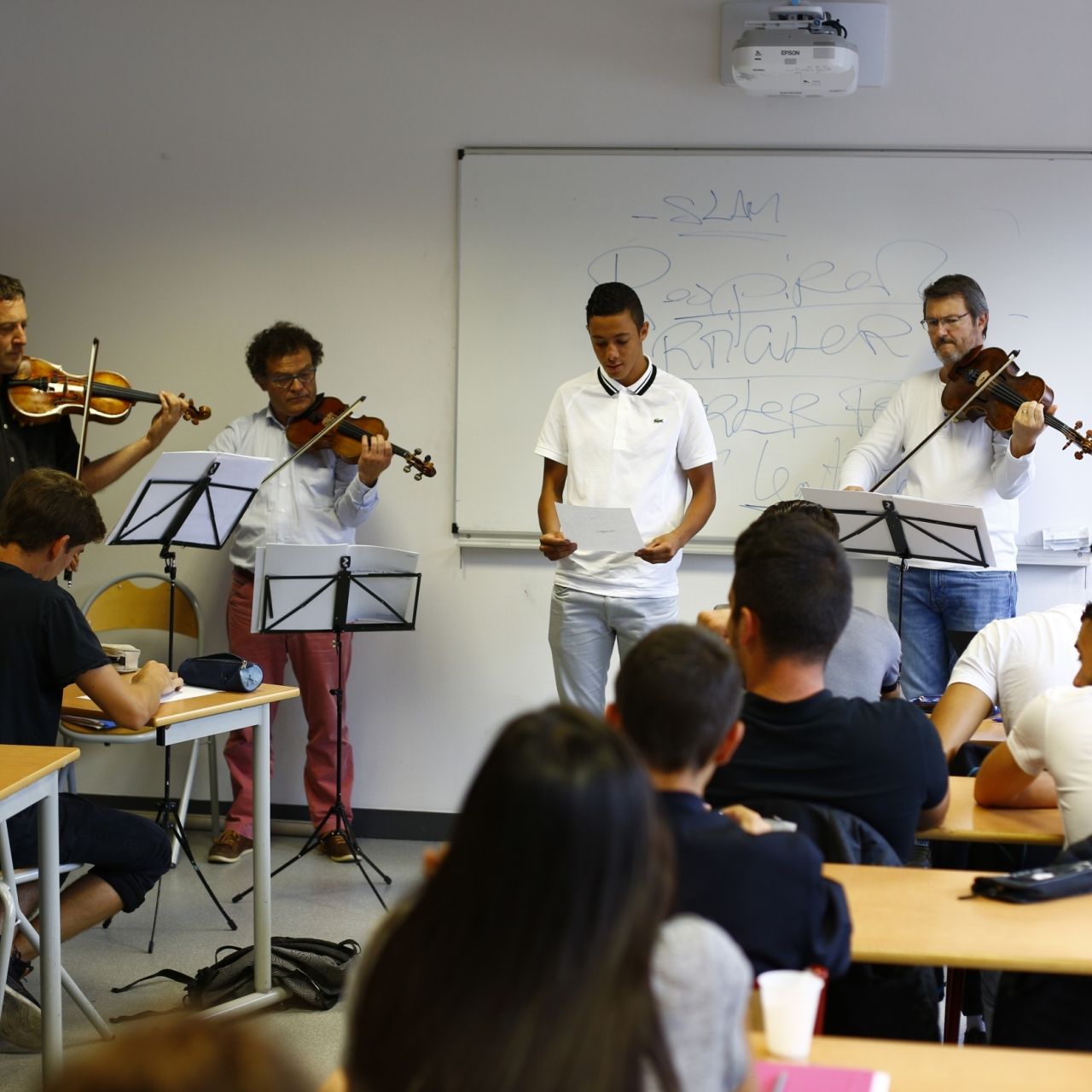Illustration de la fiche expérience sur l'éducation artistique et culturelle proposée par le Quatuor Debussy