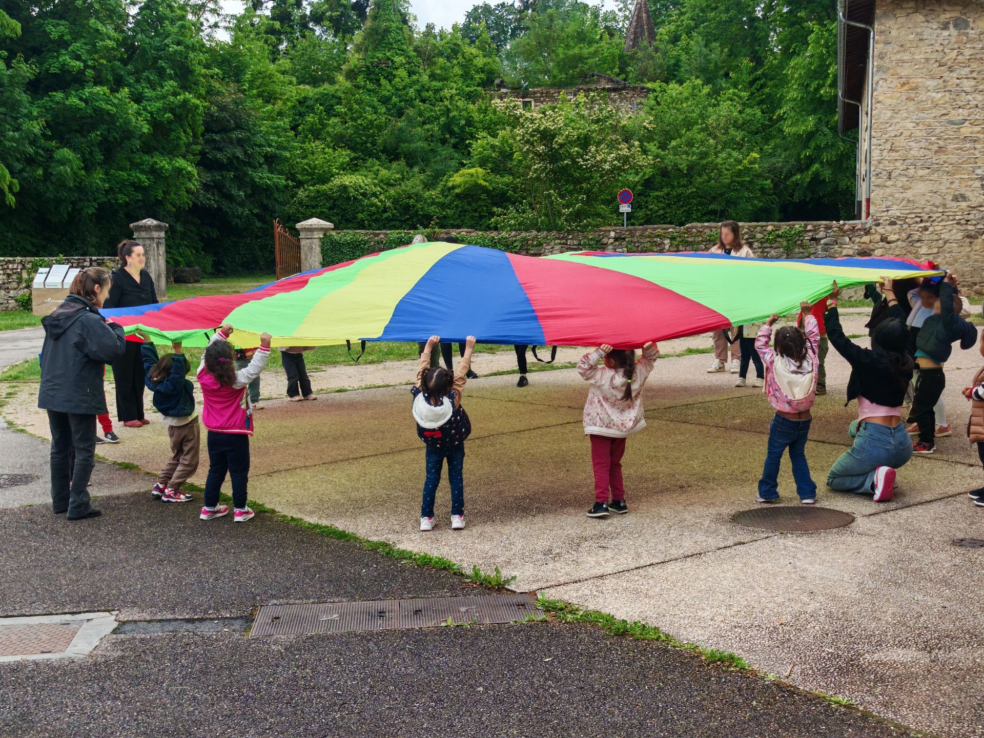 Parachute