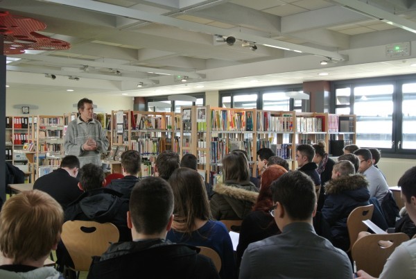 Monter un projet avec un auteur et des professionnels du livre